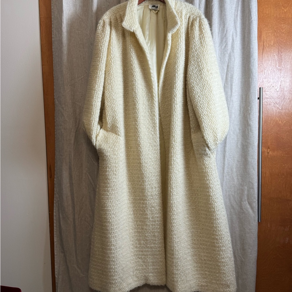 Elegant Cream Women's Coat